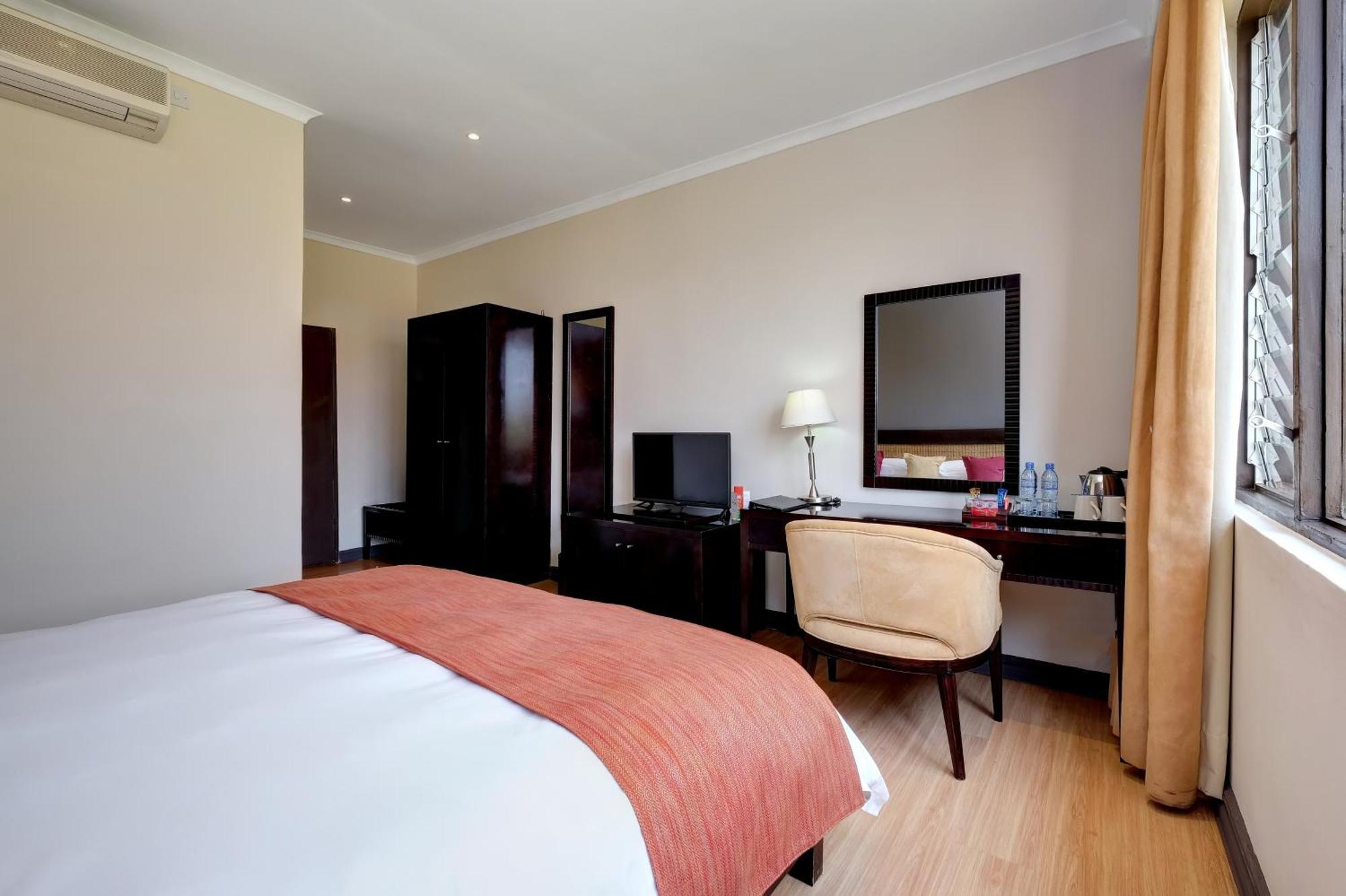 Protea Hotel By Marriott Chipata Exterior photo