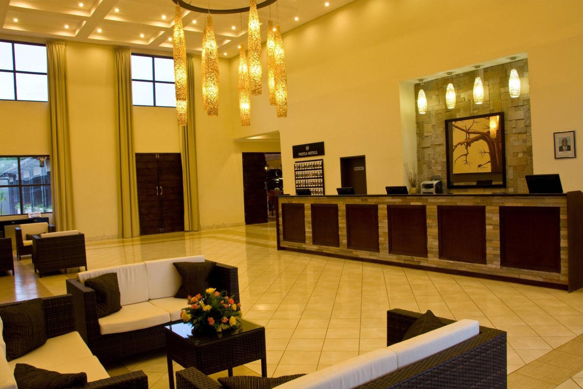 Protea Hotel By Marriott Chipata Exterior photo