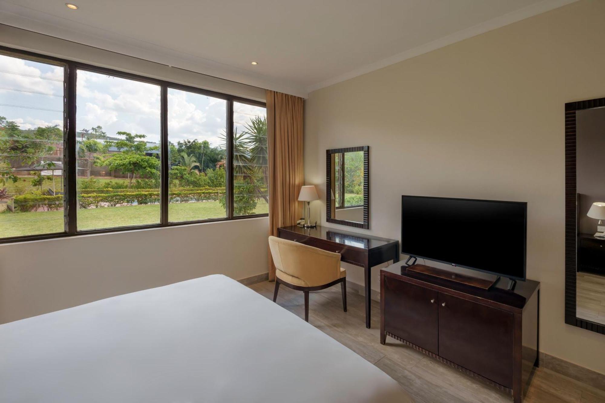Protea Hotel By Marriott Chipata Exterior photo