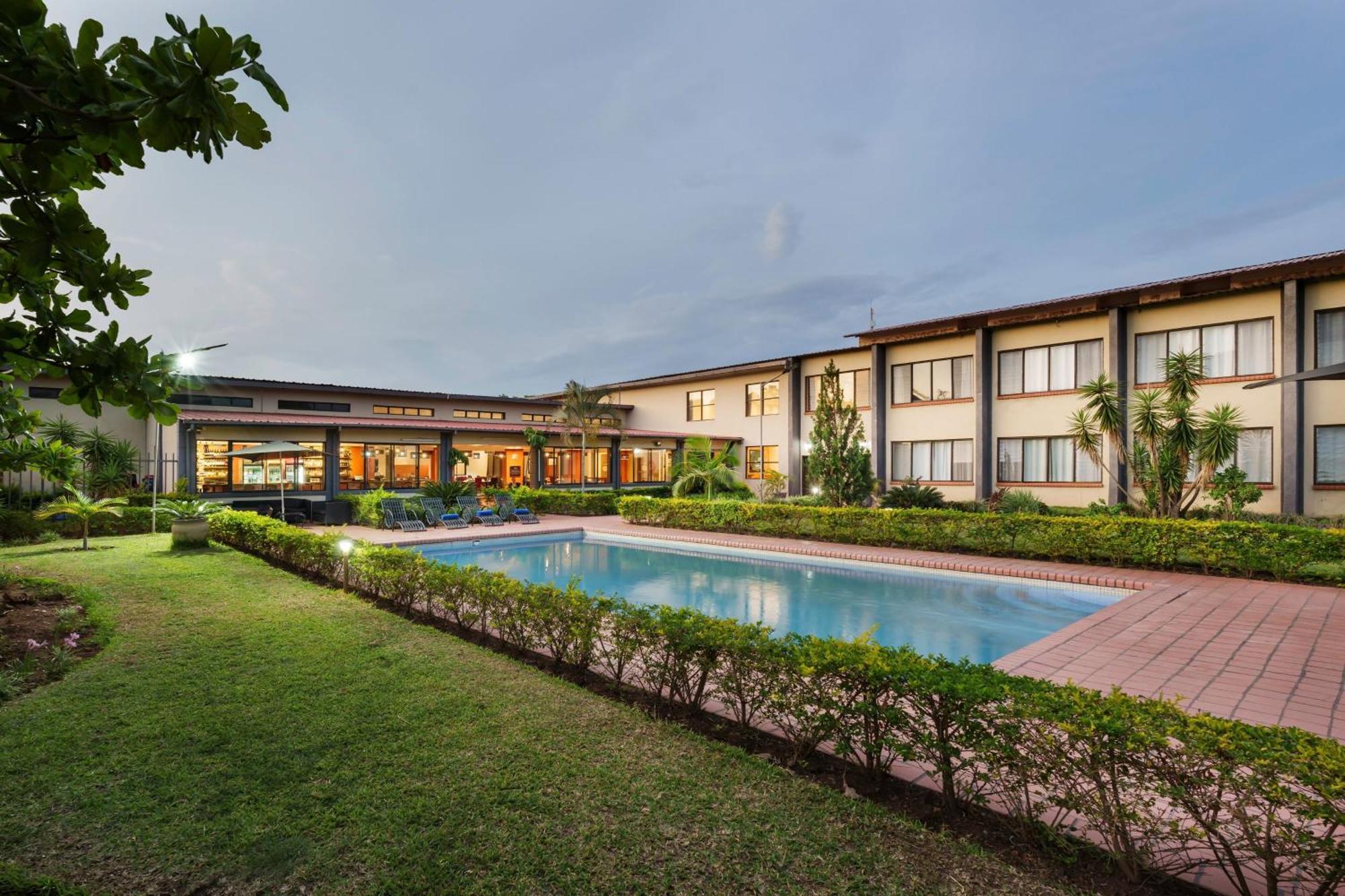 Protea Hotel By Marriott Chipata Exterior photo
