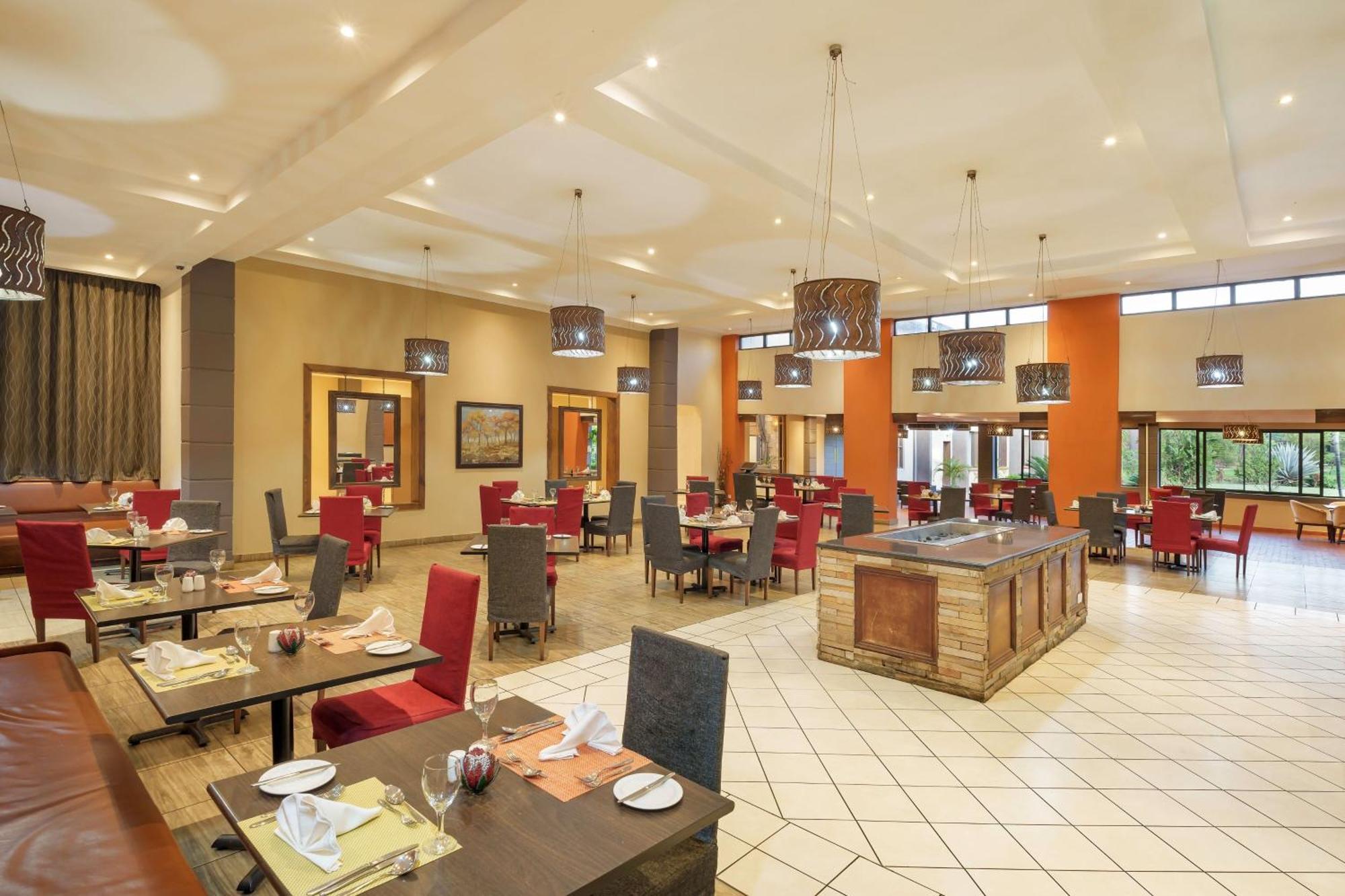 Protea Hotel By Marriott Chipata Exterior photo